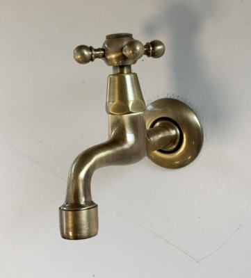 PB Classic Wand-Kaltwasserarmatur mit Sterngriff Bronze 1208855602