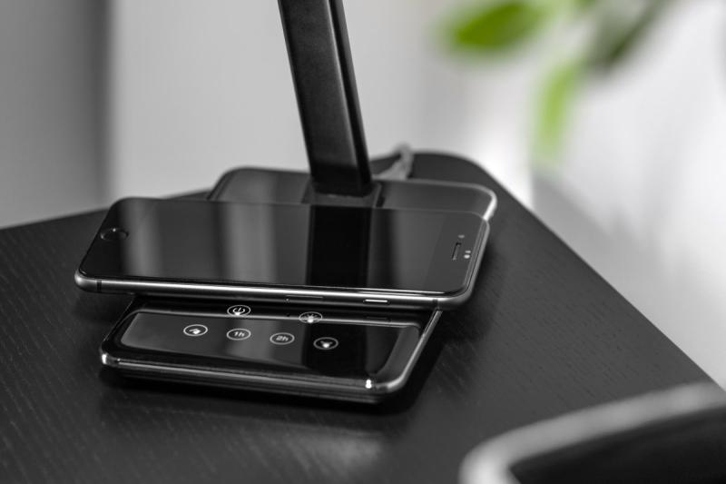 Decor Schreibtischlampe Tritton 6W 340lm AC220-240V 4-CCT Wireless Charging USB PF>0 5 RA>80 schwarz 1208962518