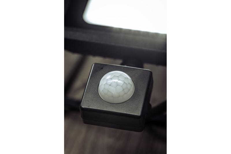 Flutlicht INEXT LED mit Bewegungssensor, 10W, 800lm, AC220-240V, 50/60 Hz, PF> 0,9, RA> 80, IP65, 120 1208962858