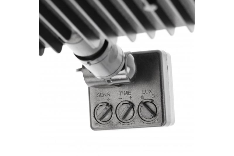 LED-Flutlicht iNEXT mit Bewegungssensor 30 W 2400 lm, PF>0,9, RA>80, IP65, 120°, 6400 K, schwarzes Gehäuse 1208962860