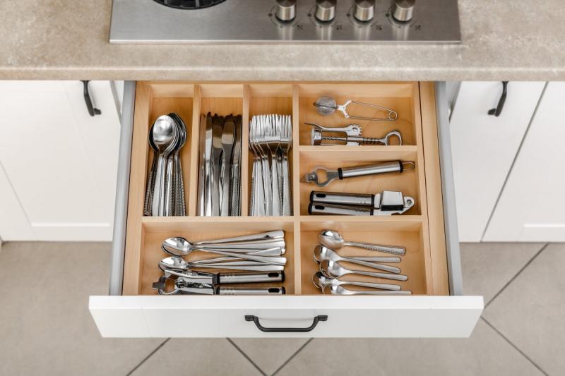 Dekor Cutle Besteckeinsätze Küche Verstellbarer Einsatz für 600-1000mm Schränke 1208966291