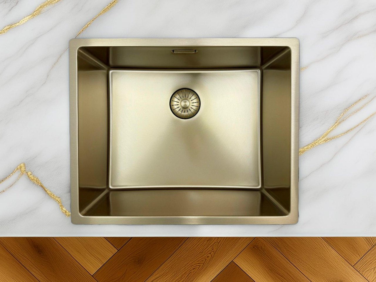 Pure.Sink Prestige Spüle 50x40 cm PVD Gold 10 mm Radius Unterbau, Flachbau und Aufbau PPG5040-60.