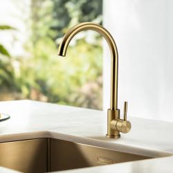 Pure.Sink Elite Steel Stream Küchenarmatur PVD gebürstetes Gold PS8044-60