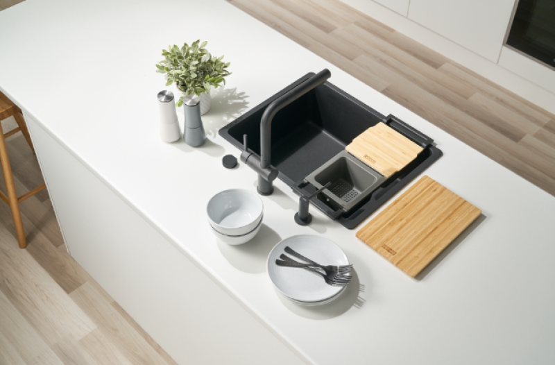 Franke Universelles Zubehör All-In Set 2 - Schneidebrett, Kunststoff-Einsatzschale, Kunststoff-Behälter und Teleskopbrücke 112.0655.482