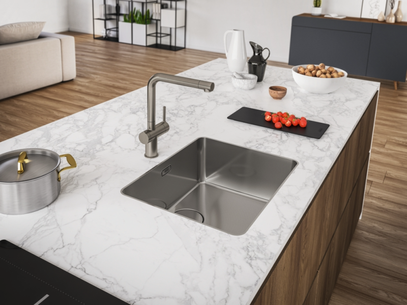 Franke Active Twist Einhebelmischer Edelstahl mit fester Auslauf und integrierter Abflusssteuerung 115.0653.504