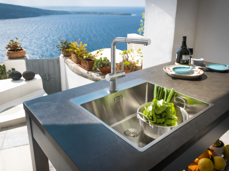 Franke Active Twist Einhebelmischer Edelstahloptik mit Ausziehbarer Brause und Integrierter Abflussbedienung 115.0653.505