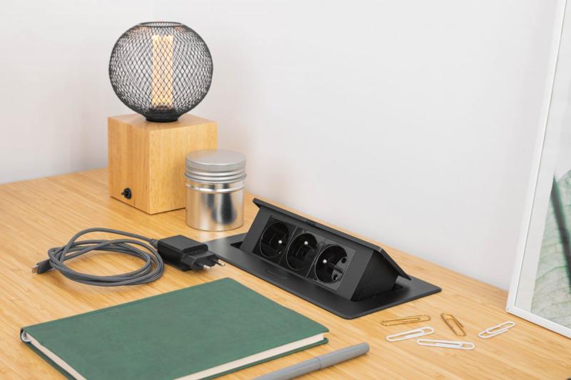 SOFT-Ausziehsteckdose