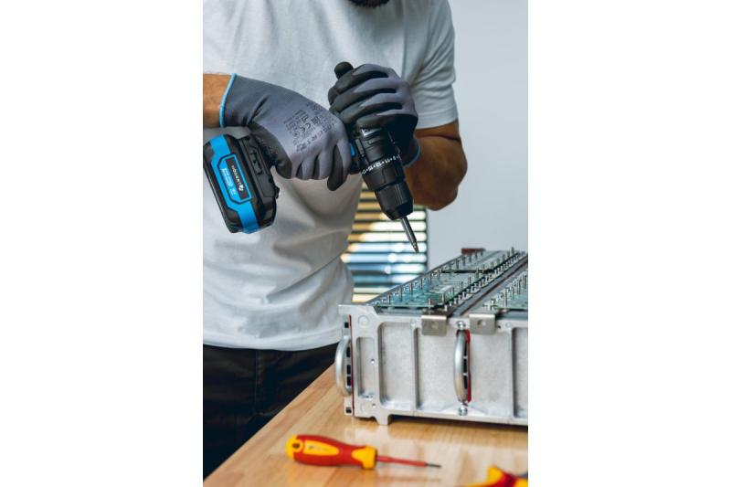 HÖGERT leistungsstarker Akkuschrauber 18V für Holz und Metall