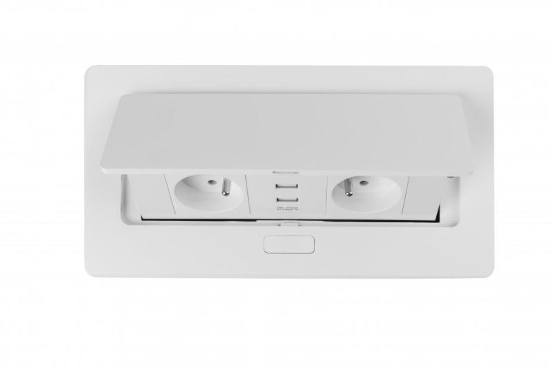 Weiches, ausziehbares Steckdosenmodul.