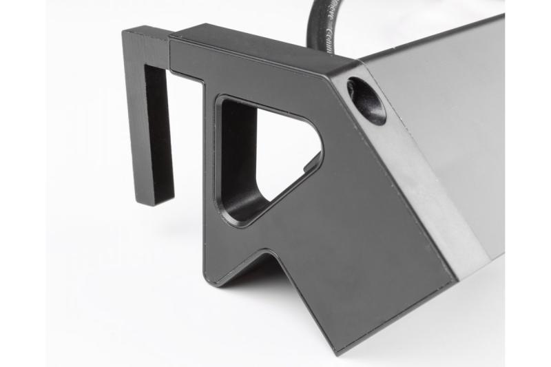 Basco Möbelsteckdose, 3 x Steckdose mit Erdung, USB A+C, 1,5m Kabel, schwarz mit Montage