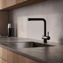 Pure.Sink Elite Steel Pulse-S Küchenarmatur Matt Schwarz mit ausziehbarem Auslauf und Sprühfunktion PS8500-10